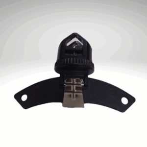 Fotografía en color sobre fondo gris de pinza sujección de test de cerca